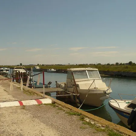 La Petite Maison Au Bord Du Canal T2 - 3étoiles - Villa Frontignan
