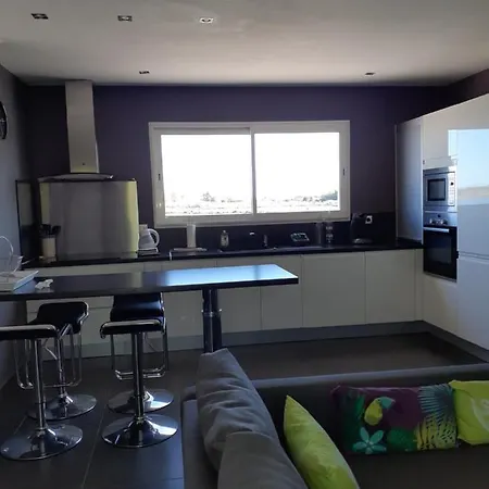 La Petite Maison Au Bord Du Canal T2 - 3etoiles - Villa Frontignan