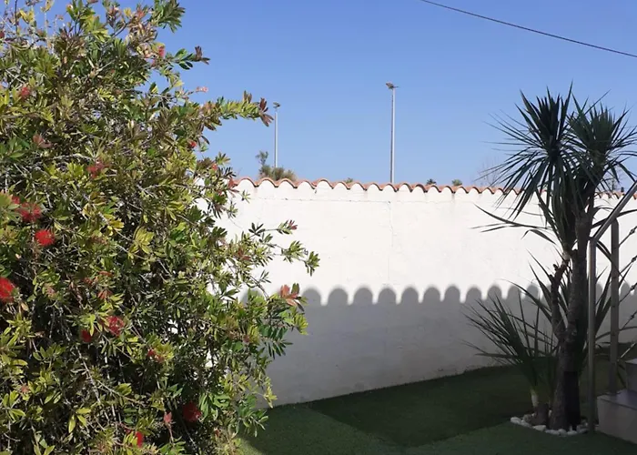 Villa La Petite Maison Au Bord Du Canal T2 - 3etoiles -