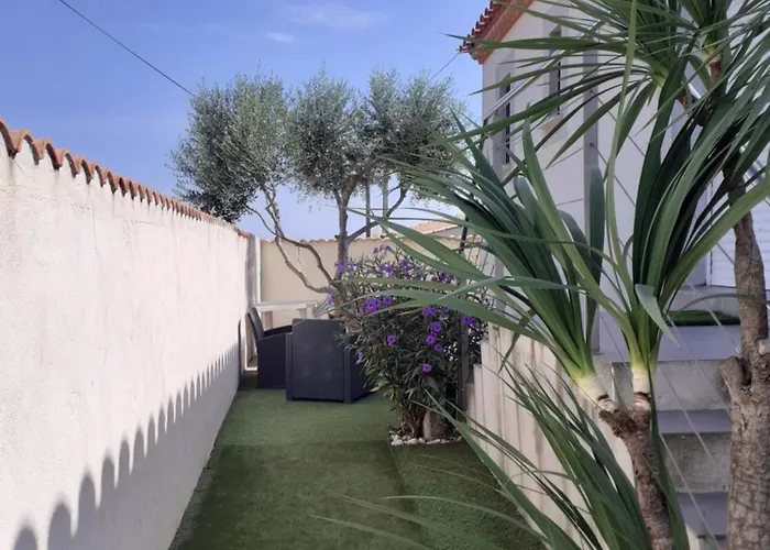 La Petite Maison Au Bord Du Canal T2 - 3etoiles - *